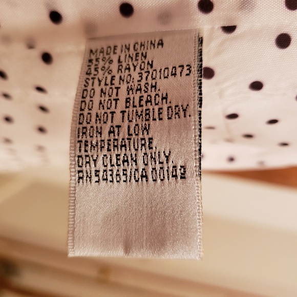 Nycard Collection 3 button blazer white 8 Petite - Picture 5 of 5